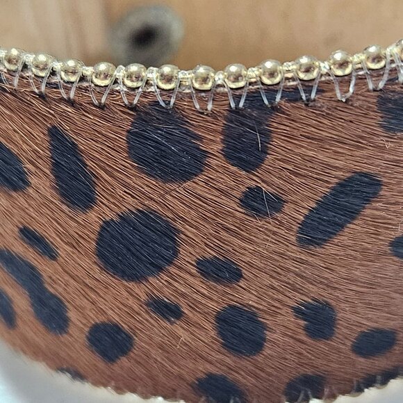 Retro Leopard Print Faux Fur Snap Bracelet Gold Beaded Trim Fashion Jewelry - Picture 4 of 5